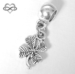 Geluk symbool Klavertje vier bedel voor bedelarmband van Pandora Trollbeads enz.
