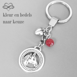 PAARDENHOOFD sleutelhanger - symbool voor kracht intelligentie en onafhankelijkheid