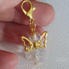 Geluksengeltje Beschermengel Hanger GOUD met helder kristalglas