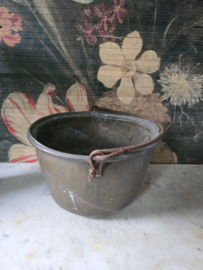 Antiek koperen bak ketel
