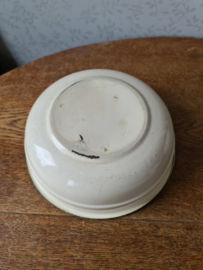Creme emaille schaal