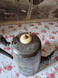 Antiek verzilverde koffiepot J H Potter