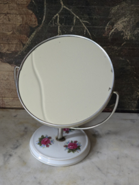 Oud tafel spiegeltje op porseleinen voet