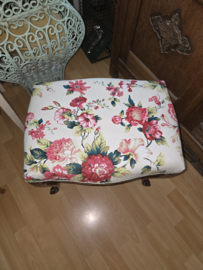 Antieke voetenbank footstool rozen