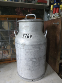 Oude aluminium melkbus 40 liter