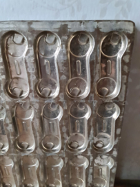 Bonbon chocolademal moersleutel gereedschap