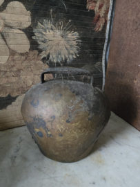 Grote oude ijzeren koeienbel koebel