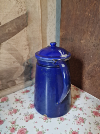 Donkerblauw emaille koffiepot