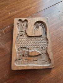 Antiek houten koekplank kat