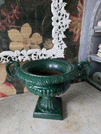 Antiek groen gietijzeren tuinvaas oorvaas