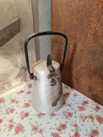 Antiek duitse aluminium cafetiere
