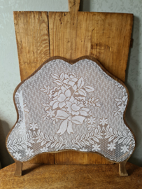 Antiek houten raamhor boeket bloemen