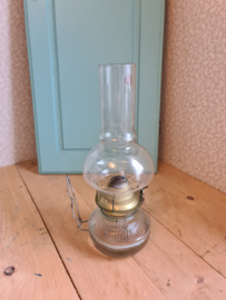 Oude glazen olielamp nr1