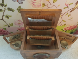 Antieke bureau rookset kalender muziekdoos