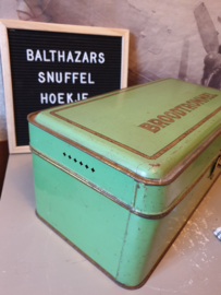 Oud groen blikken broodtrommel