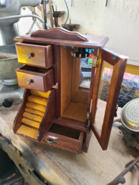 Brocante houten sieradenkastje