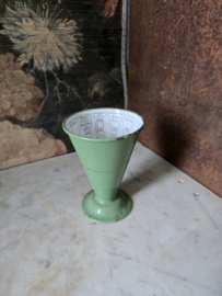 Reseda groen emaille maatbeker EDY