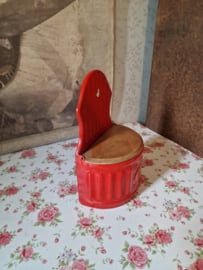 Rood emaille zoutpot houten deksel