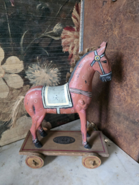 Oud houten paard trekpaard