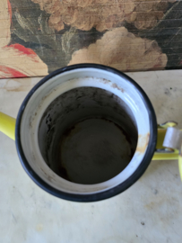 Zachtgeel emaille koffiepot