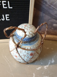 Grote antieke gemberpot