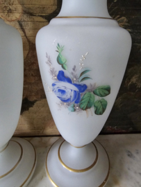 Antiek opaline glazen vaas