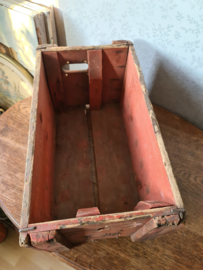 Oud doorleefd houten kistje nr2