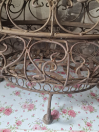 Brocante smeedijzeren mand