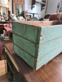 Oud zachtblauw houten kist