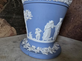 Vaas met bloemensteker wedgwood jasperware blue