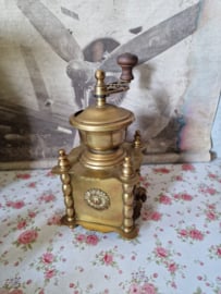 Antiek messing koffiemolen