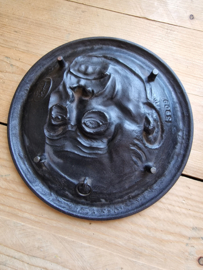 Koperen wandbord de zeven zonden Gierigheid