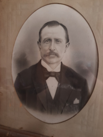 Prachtige antieke portret foto franse heer in oude houten lijst