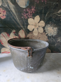 Antiek koperen bak ketel