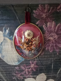 Antiek bolglas lijstje droogbloemen boeket