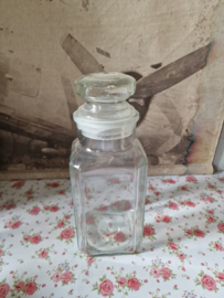 Oude glazen snoeppot stolppot