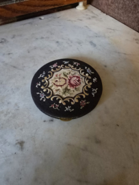 Oude brocante petit point poederdoos spiegeltje