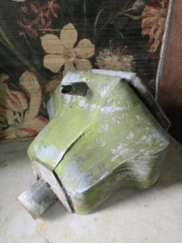 Antiek zinken regenpijp vergaarbak