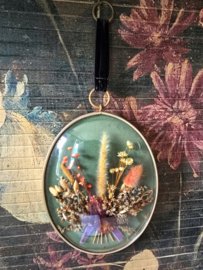 Vintage bolglas lijst droogbloemen
