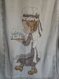 Vintage handdoekenrek met overdoek