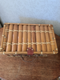 Vintage bamboe koffertje