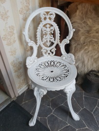 Wit brocante tuinstoeltje stoeltje