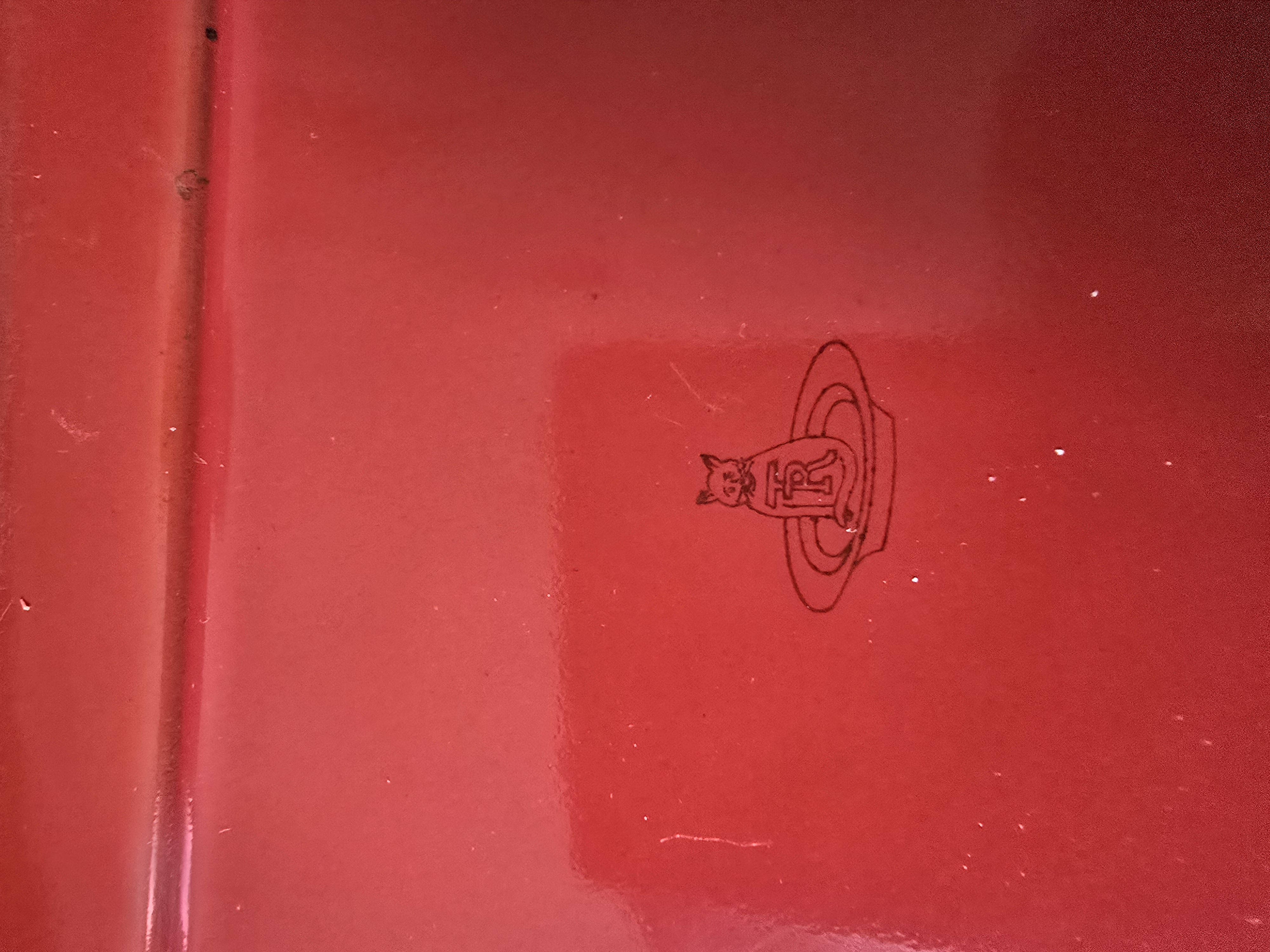 Rood emaille beschuit trommeltje 
