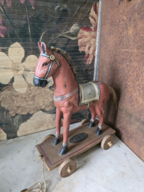 Oud houten paard trekpaard