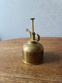 Oude koperen verstuiver