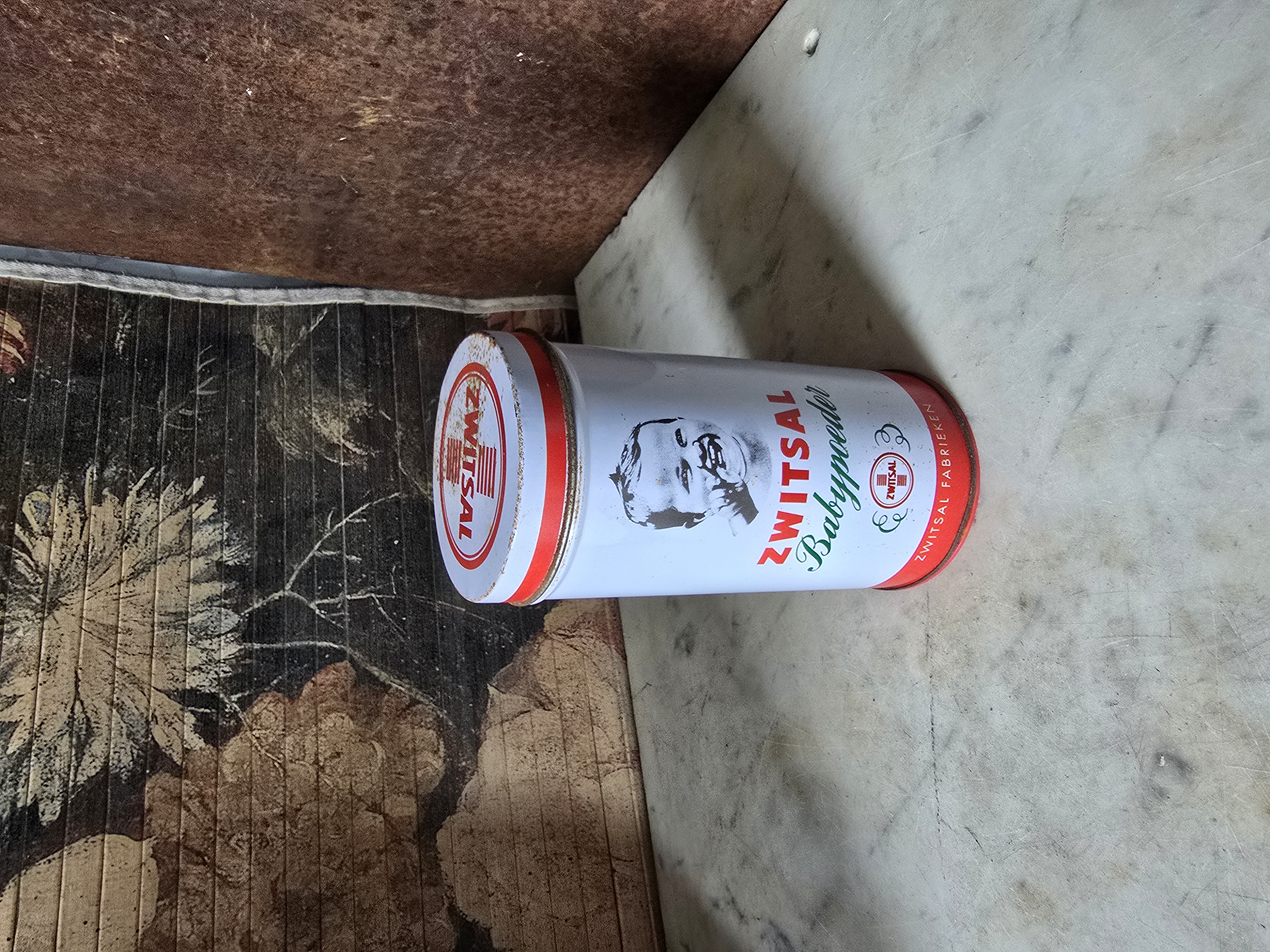 Oud blikken muziekdoosje Zwitsal