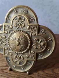 Bronzen kusplaat vererings pateen