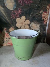 Reseda groen emaille emmer