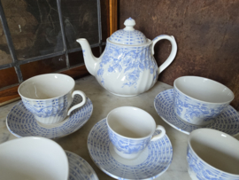 Lot theeservies trettis barratts england