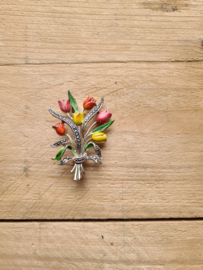 Verzilverde broche tulpen